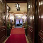 Benzon Apartments